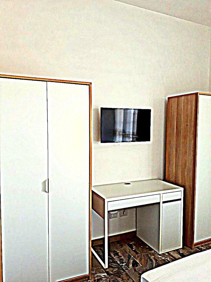 Ferienwohnung Casa Magnolia Pomezia Exterior foto